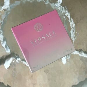 🩷Versace bright crystal eau de toilette box🎁